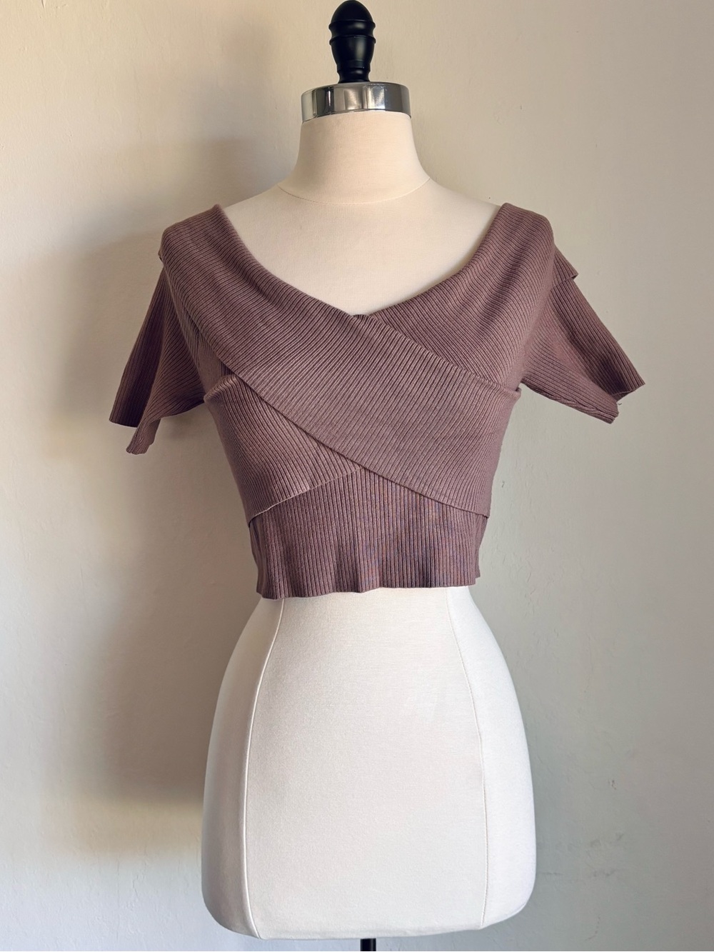 Express Ribbed Cross-Front Short Sleeve Crop Top - Taupe, Small